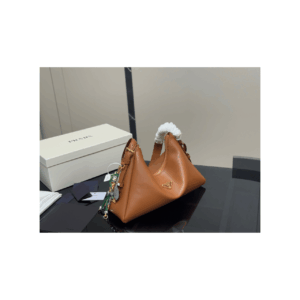 cartera prada